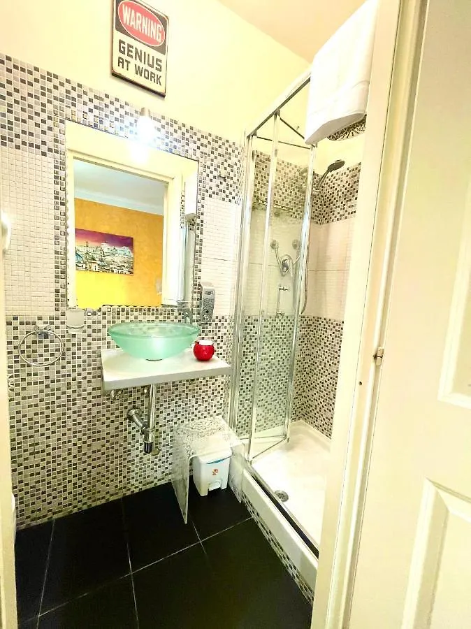 לינה וארוחת בוקר B&B A Home In רומא