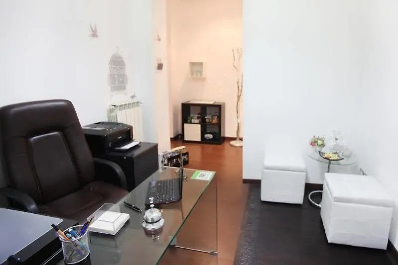 B&B A Home In רומא