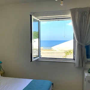 12 Passi Dal Mare , Bari Italia