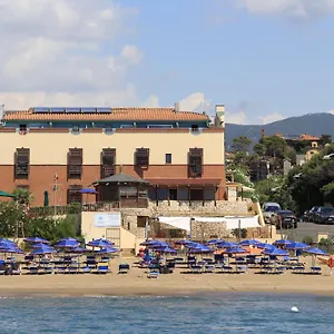 Tramonto Direttamente Sul Mare 3* San Vincenzo