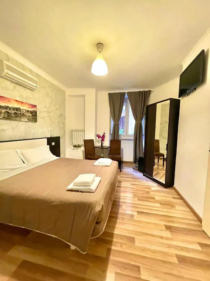 B&B A Home In Rome 2*,