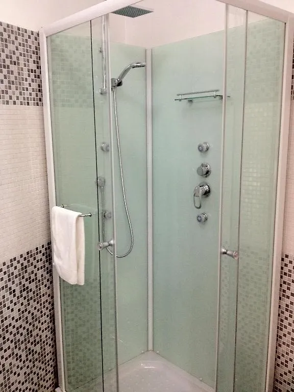 B&B A Home In Roma 2*,  Italia