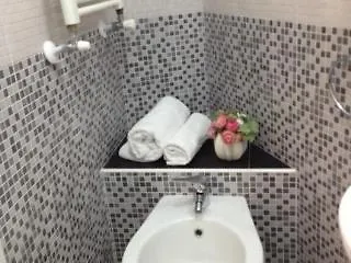 B&B A Home In Roma 2*,  Italia